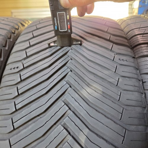 Пара шин 255 45 R19 Michelin Cross climate 2 suv VOL 5323г. Остаток 6мм