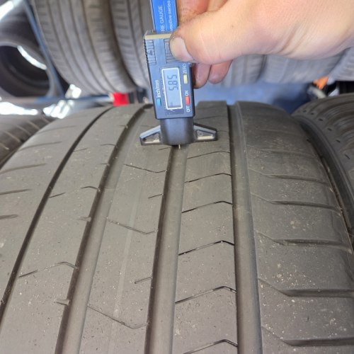Пара шин 275 35 r21 Pirelli P zero pz4 TO 23г остаток 5.7мм микотр.