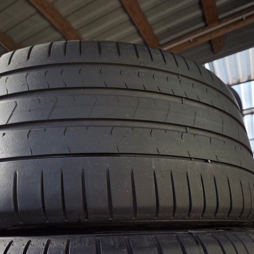 Пара шин 275 35 r21 Pirelli P zero pz4 TO 23г остаток 5.7мм микотр.