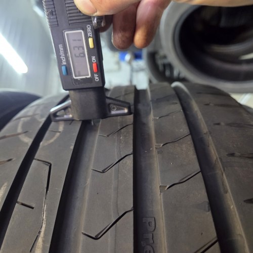 Пара шин 225 40 R18 Continental PremiumContact 7 EV 4224г. Остаток 6.3мм
