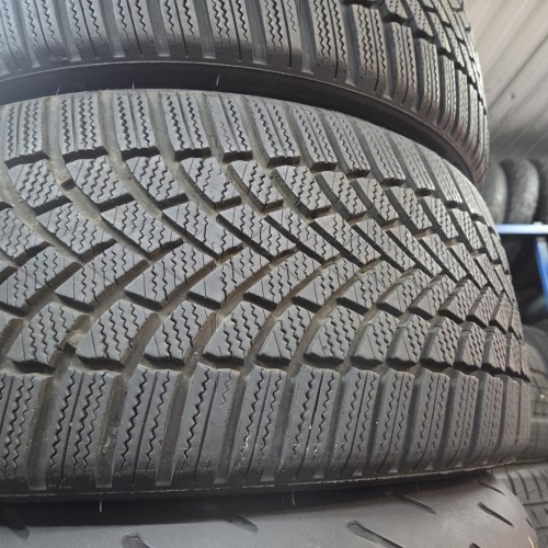 Пара шин 225 40 R18 Bridgestone Blizzak LM-005 AO 24г. Остаток 7мм