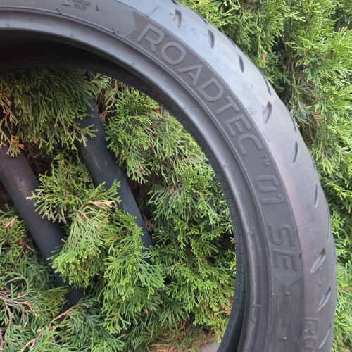 120 70 r17 Metzeler Roadtec tm 01SE 3523g. 95%остаток