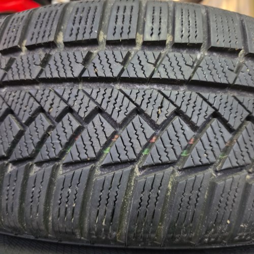 Комплект шин 225 55 r17 Continental Winter Contact TS 850p 18 MO остаток 7.8-7мм