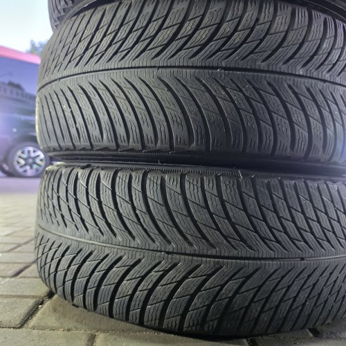 Комплект шин 245 45 r19 Michelin Pilot alpin 5 AO 7mm 1822г