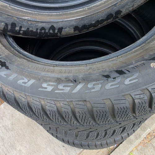 Комплект шин 225 55 R17 Pirelli Sottozero 3☆rsc 8mm 99%остаток