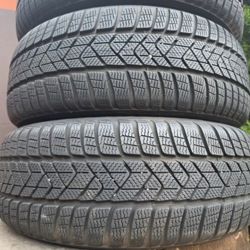Комплект шин 225 55 R17 Pirelli Sottozero 3☆rsc 8mm 99%остаток