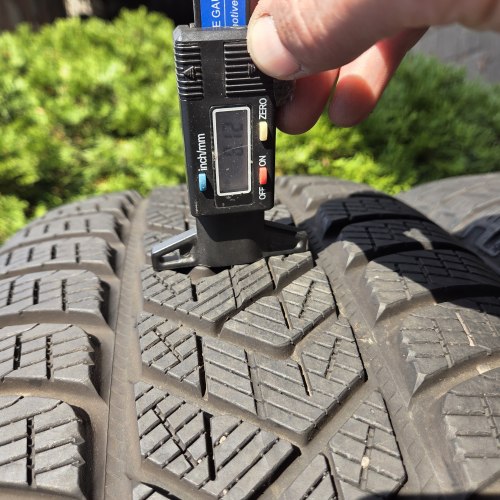 Пара шин 255 50 R19 Pirelli Scorpion Winter AO elect 21г остаток 99%