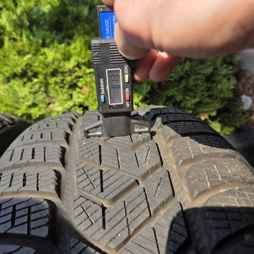 Пара шин 255 50 R19 Pirelli Scorpion Winter AO elect 21г остаток 99%