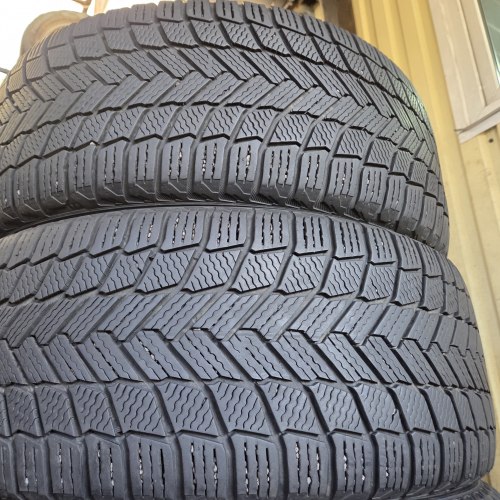 Комплект шин 255 40 R20 Michelin X-ice snow 21г остаток 6.6-6.4мм