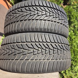 Пара шин 235 35 R19 Hankook Winter icept evo 3 22г. 99%остаток косм. Борт