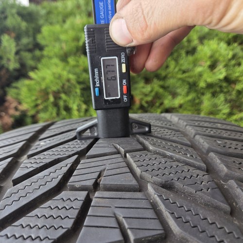 315 40 R21 Hankook Winter icept evo 3 x 25г. Остаток 6.7мм