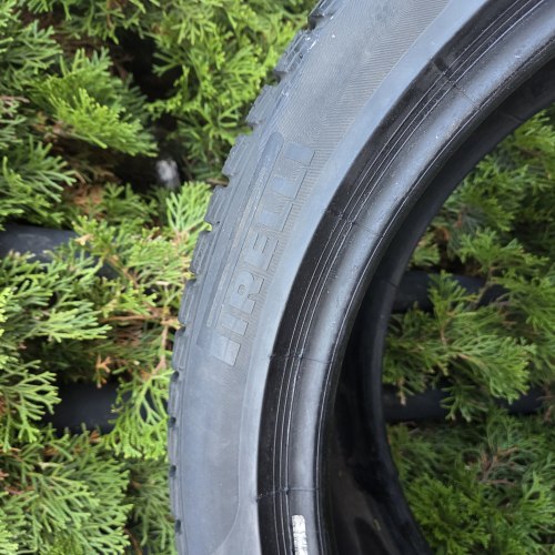 225 45 R19 Pirelli Winter Sottozero 3 RSC 19г. Остаток 6.6мм