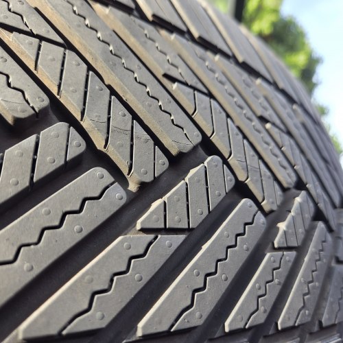 Пара шин 245 45 R20 Hankook Kinergy 4s2x 4 seasons 24-23г. Остаток 7.4мм