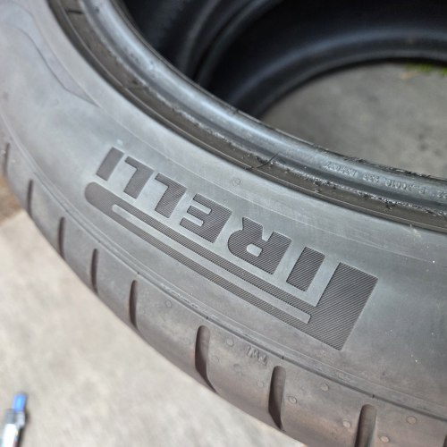 Пара шин 245 45 r20 Pirelli P zero pz4 vol 19-23г. Остаток 6мм