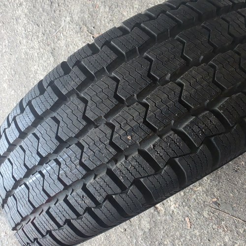 235 65 r16 Continental VancoFourSeason 2 99.9%остаток 3516