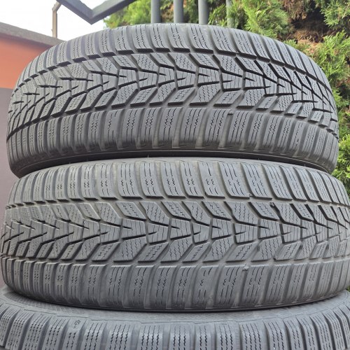 Пара шин 195 55 R20 Hankook Winter icept evo 3 23г. Остаток 6.3мм