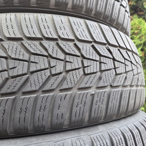 Пара шин 195 55 R20 Hankook Winter icept evo 3 23г. Остаток 6.3мм