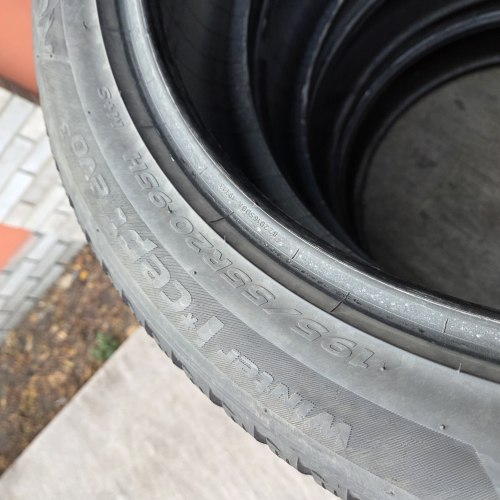 Пара шин 195 55 R20 Hankook Winter icept evo 3 23г. Остаток 6.3мм