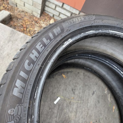 Пара шин 195 55 R20 Michelin Cross climate 2 23,22г остаток 98%