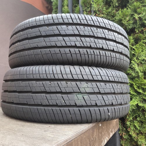 Пара шин 215 65 R15C Continental Vanco 2 остаток 99% 104/102T