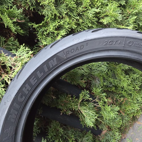 150 60 R17 Michelin Road 5 2CT+ 45.20г остаток 85%