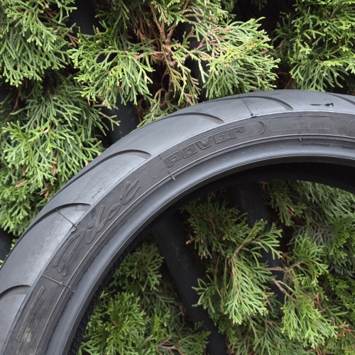 120 70 R17 Michelin Pilot power 27.21г. Остаток 90%