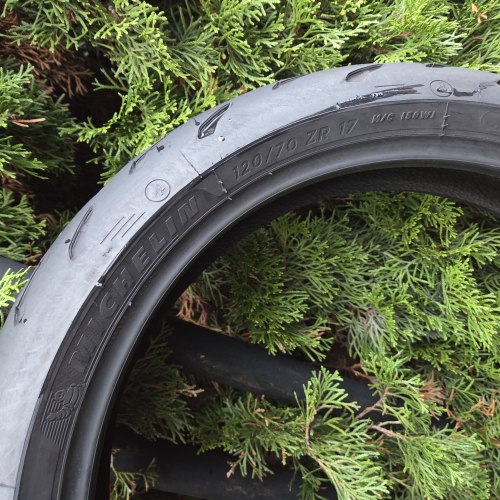 120 70 R17 Michelin Road 5 GT 2CT 52.22г остаток 80%
