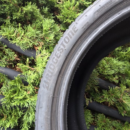 275 35 R21 Bridgestone Alenza 001 ☆ RSC осаток 7мм 26г.