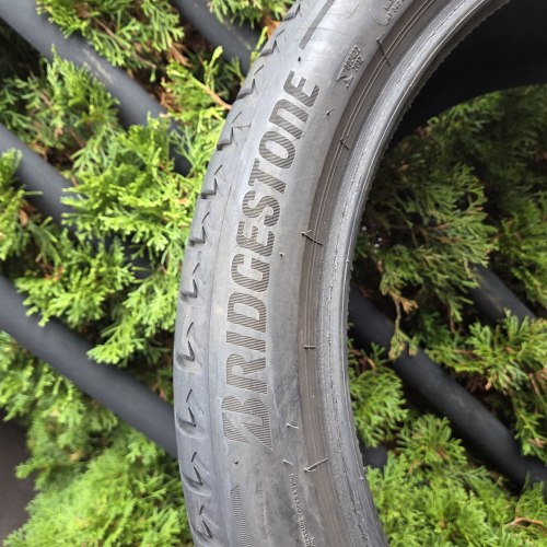 245 40 R21 Bridgestone Alenza 001 ☆ RSC осаток 7мм 25г.