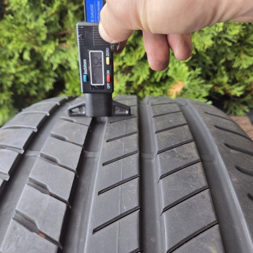 275 40 R20 Bridgestone Alenza 001 ☆ RSC осаток 7.5мм 25г.