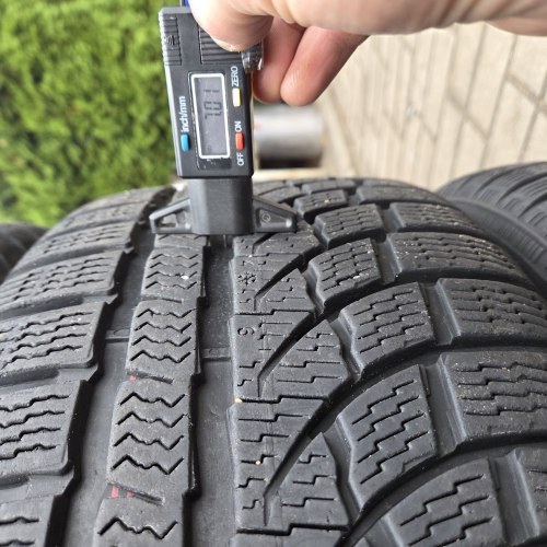 Комплект шин 235 50 R18 Nokian WRa4 б/г Остаток 7мм