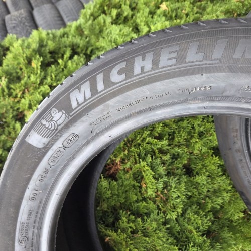 Комплект шин 235 55 R19 Michelin Primacy 4 GOE SUV 23-20г. Остаток 7-5мм