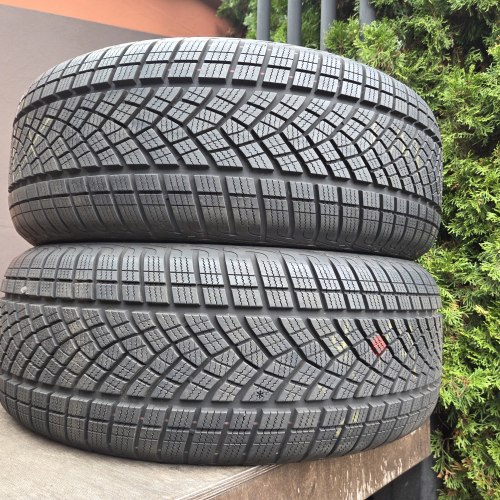 Пара шин 255 55 R19 Goodyear Ultegra Grip performance gen1 AO космет. Прокол 19г остаток 98%