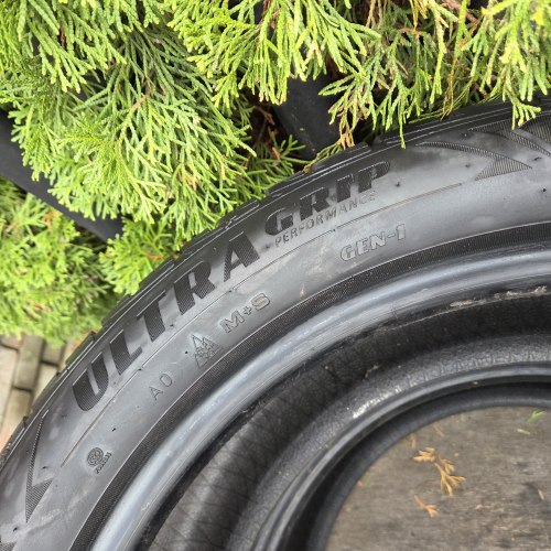 Пара шин 235 50 r19 Goodyear Ultegra Grip performance gen1 AO космет. Прокол.19г остаток 98%