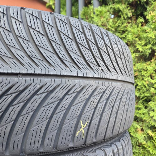 Пара шин 245 40 R21 Michelin Pilot Alpin 5 24г остаток 6мм