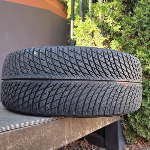 285 40 R23 Michelin Pilot Alpin 5 SUV 25г. Остаток 8.1мм