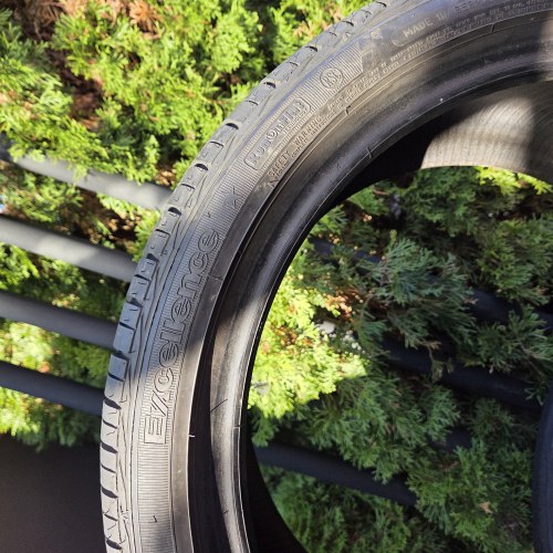 Пара шин 275 35 r19 Goodyear Excellence ☆ RSC 21г б/г остаток 5мм
