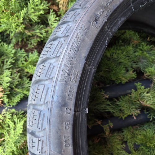 225 40 R19 Pirelli Sottozero 3 RSC 22г. Остаток 7мм