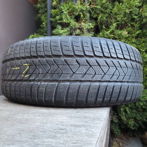 245 45 R19 Pirelli Sottozero 3 MOE RSC б/г остаток 5.8мм