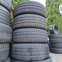 Комплект шин 225 55 R17C Continental Van Contact Winter 24,22,19,19г. Остаток 8-7мм