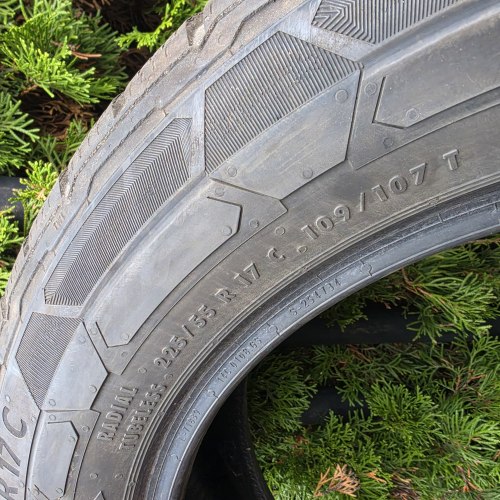 225 55 r17c Continental VanContactWinter 5mm 60%остаток
