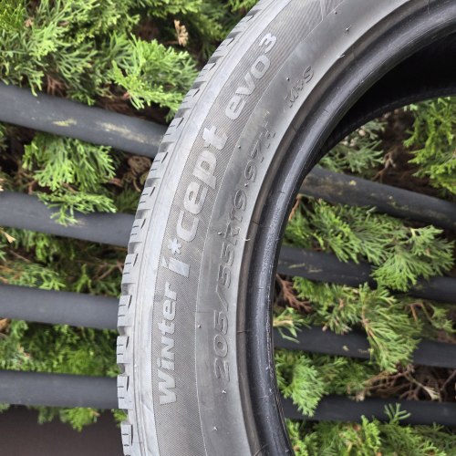 Пара шин 205 55 R19 Hankook Winter icept evo 3 25г. остаток 6.5-6мм