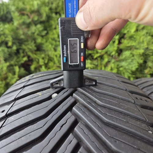 Пара шин 235 55 R19 Michelin CrossClimate 2 suv 24-23г 6.3мм 101v-105w