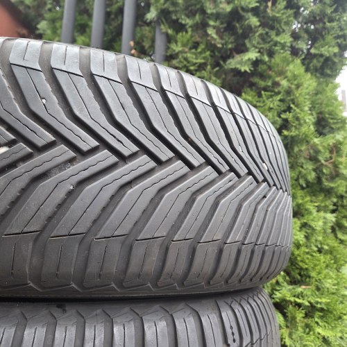 Пара шин 235 55 R19 Michelin CrossClimate 2 suv 24-23г 6.3мм 101v-105w