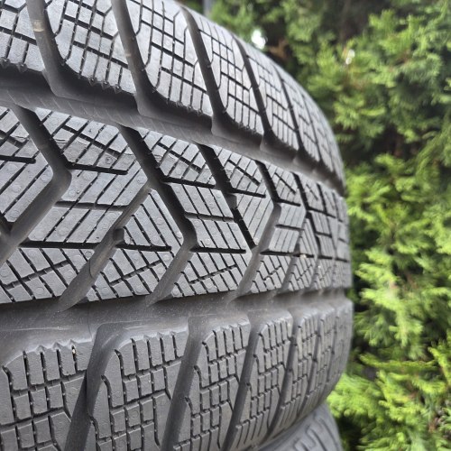 Пара шин 235 55 R19 Pirelli Scorpion Winter AO elect 21г остаток 99%