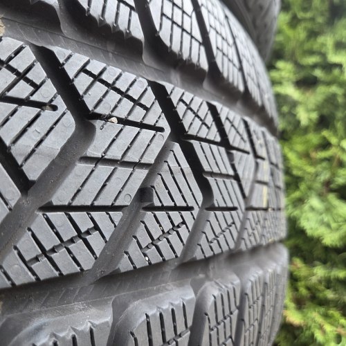Пара шин 235 55 R19 Pirelli Scorpion Winter AO elect 21г остаток 99%