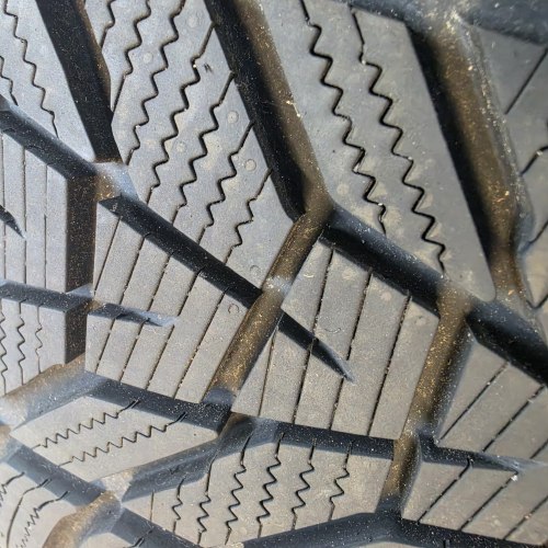 255 45 r19 Hankook Winter icept evo3 99,9%остаток3423г