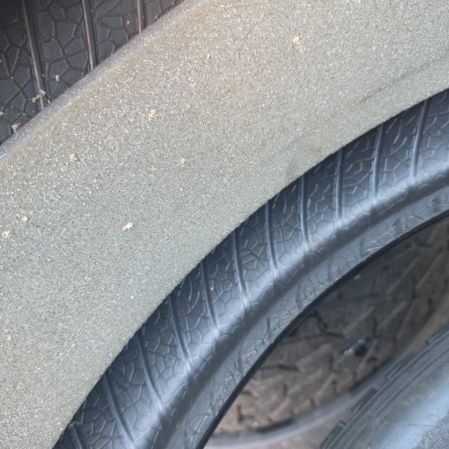 235 35 r20 Hankook ion icept EV 7.8mm 99%остаток 23g косм.б