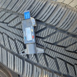 235 35 r20 Hankook ion icept EV 7.8mm 99%остаток 23g косм.б