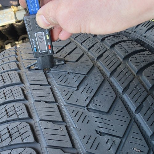 Комплект шин 315 35 r22 Pirelli Scorpion winter rsc☆ 5-7mm 20g имеется перед